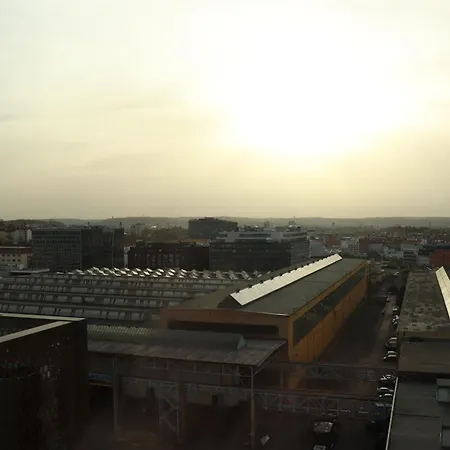 Sky-High Studio Near O2 Arena Prague Exterior photo